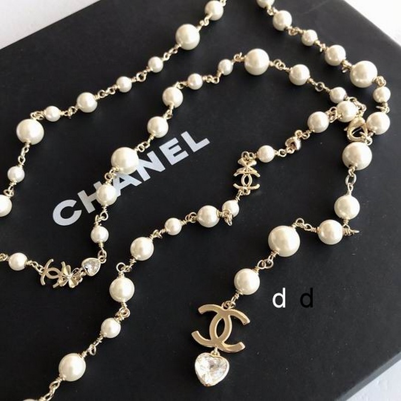 Chanel Necklaces 140